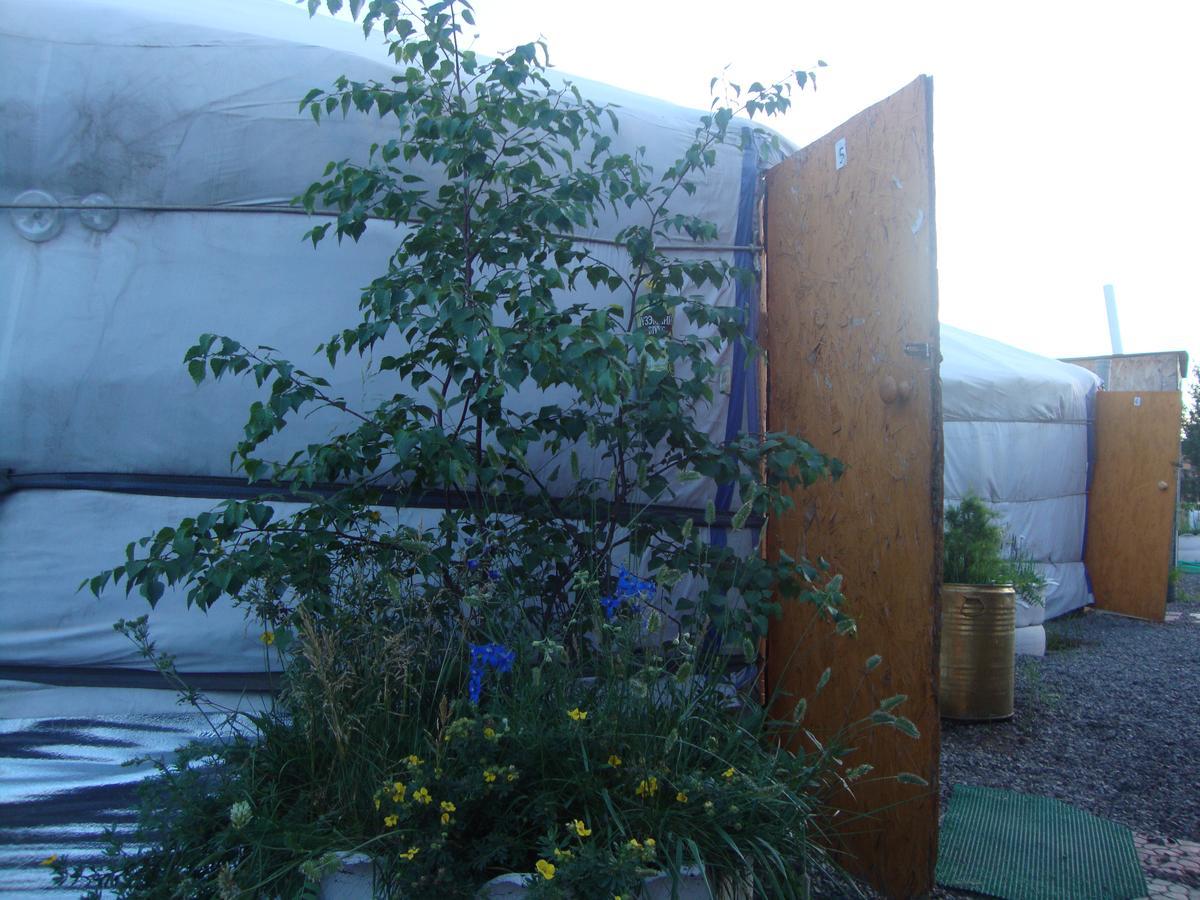 Gana'S Guest House And Tours Ulán Bator Exterior foto